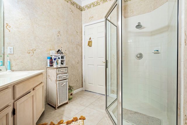 5505 Grande Palm Circle, Delray Beach, FL 33484