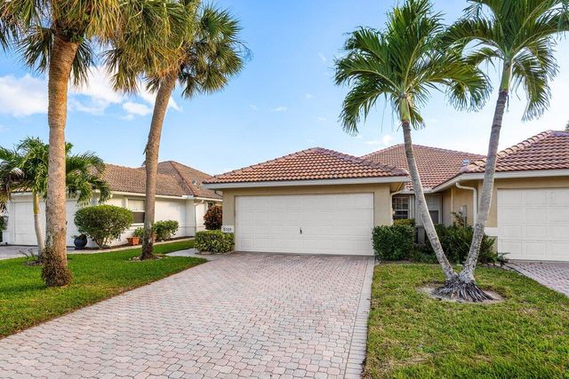 5505 Grande Palm Circle, Delray Beach, FL 33484