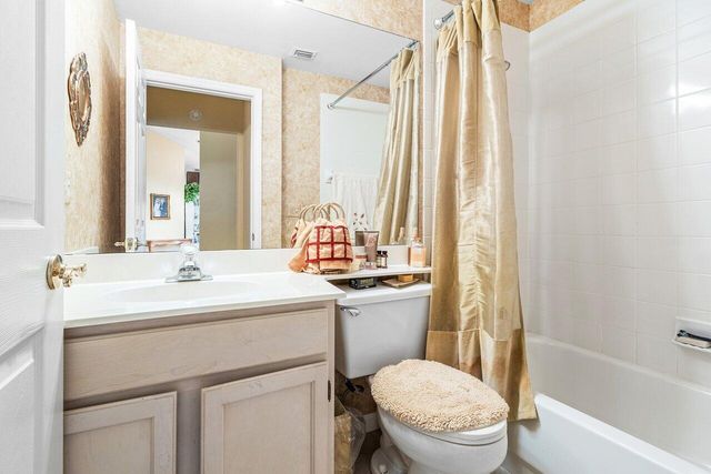 5505 Grande Palm Circle, Delray Beach, FL 33484