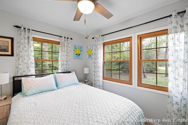 15991 Croswell Street, West Olive, MI 49460