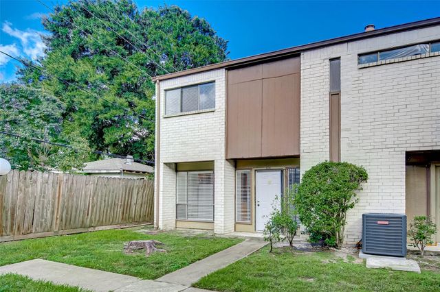 8312 Augustine Drive D, Houston, TX 77036
