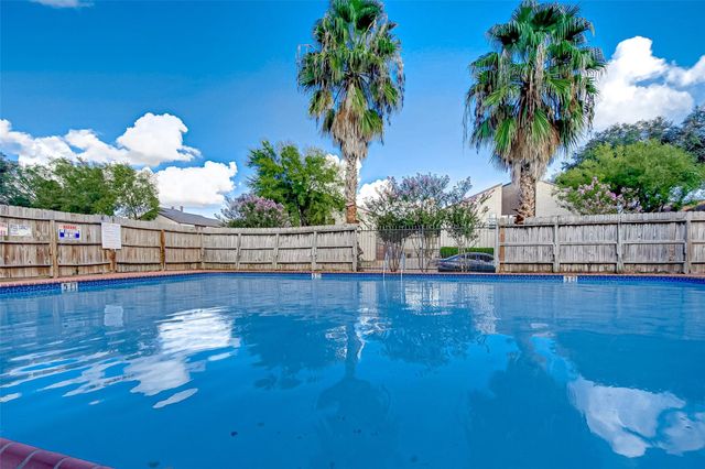 8312 Augustine Drive D, Houston, TX 77036