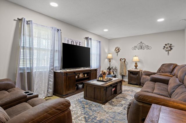 8168 Pinecrest Drive, Chattanooga, TN 37421
