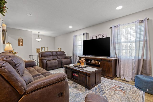 8168 Pinecrest Drive, Chattanooga, TN 37421