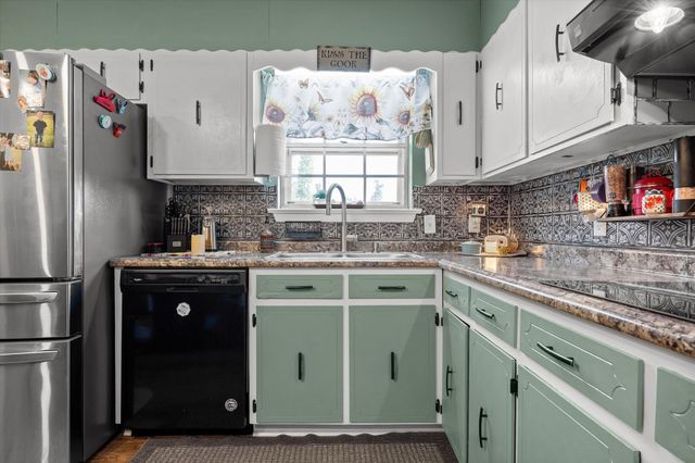 8168 Pinecrest Drive, Chattanooga, TN 37421