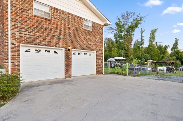 8168 Pinecrest Drive, Chattanooga, TN 37421