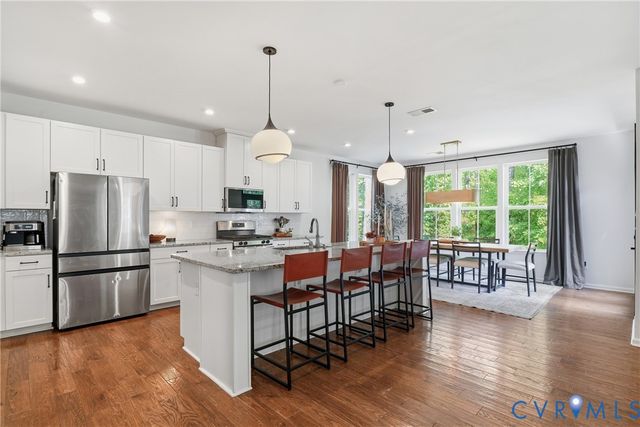 6801 Boston Creek Ct, Moseley, VA 23120