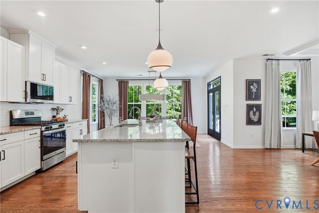 6801 Boston Creek Ct, Moseley, VA 23120