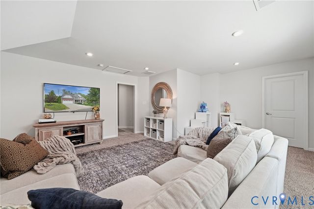 6801 Boston Creek Ct, Moseley, VA 23120