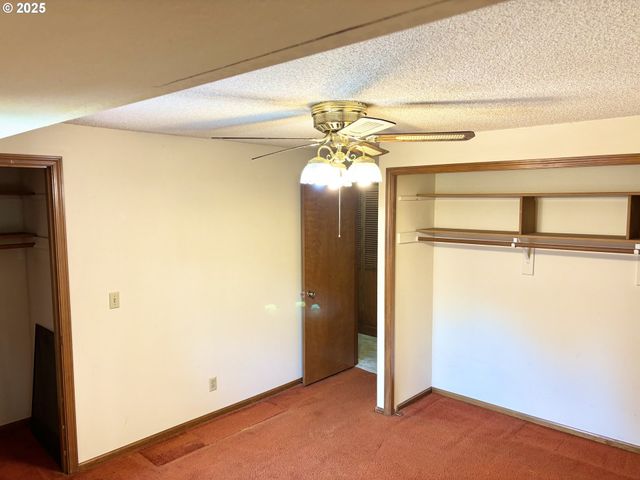 1323 CITY VIEW St, Eugene, OR 97402