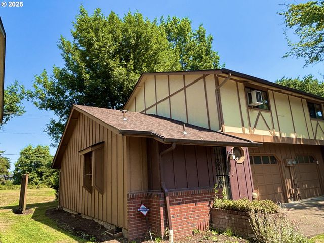 1323 CITY VIEW St, Eugene, OR 97402