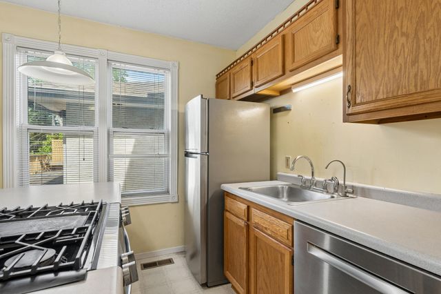 1145 Beech Street, Saint Paul, MN 55106