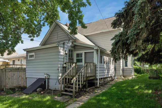 1145 Beech Street, Saint Paul, MN 55106