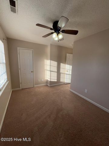 809 Timberlake Trail, Jacksonville, NC 28546