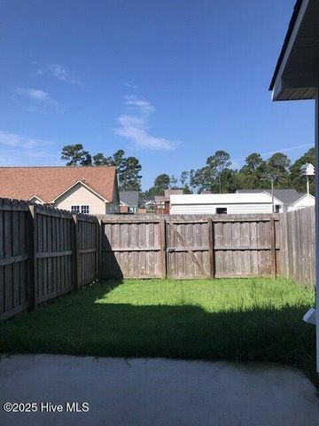 809 Timberlake Trail, Jacksonville, NC 28546