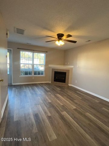 809 Timberlake Trail, Jacksonville, NC 28546