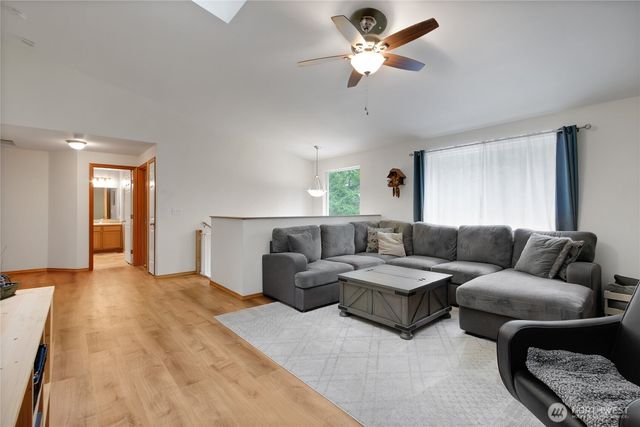 15045 119th Lane SE, Yelm, WA 98597