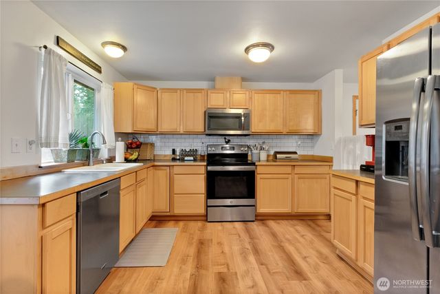 15045 119th Lane SE, Yelm, WA 98597