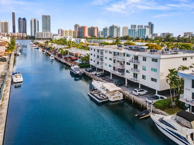 3755 NE 167th St 34, North Miami Beach, FL 33160