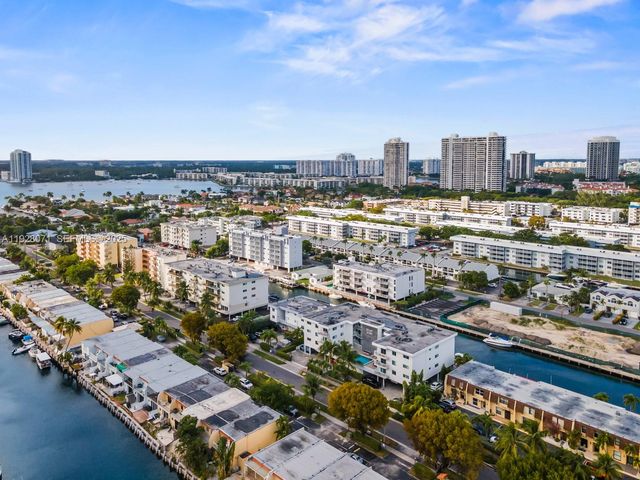 3755 NE 167th St 34, North Miami Beach, FL 33160