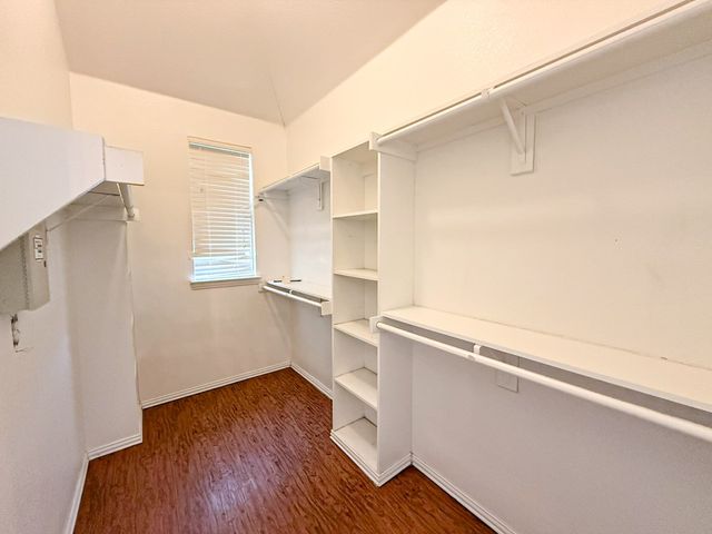 8014 Amesbury Lane, Rowlett, TX 75089