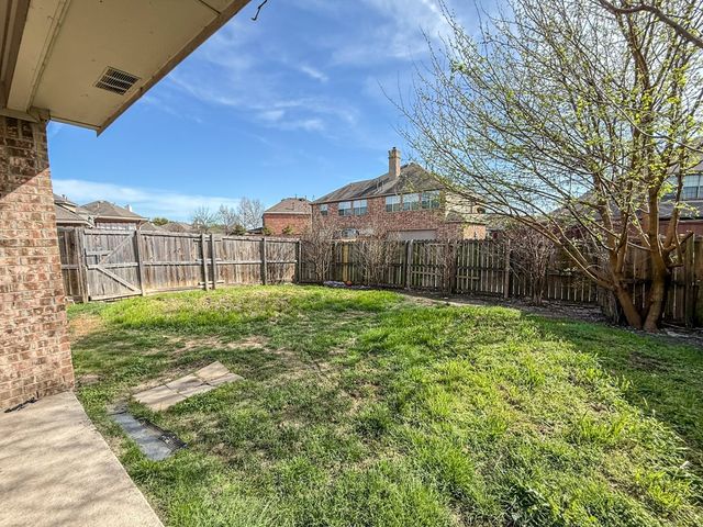 8014 Amesbury Lane, Rowlett, TX 75089