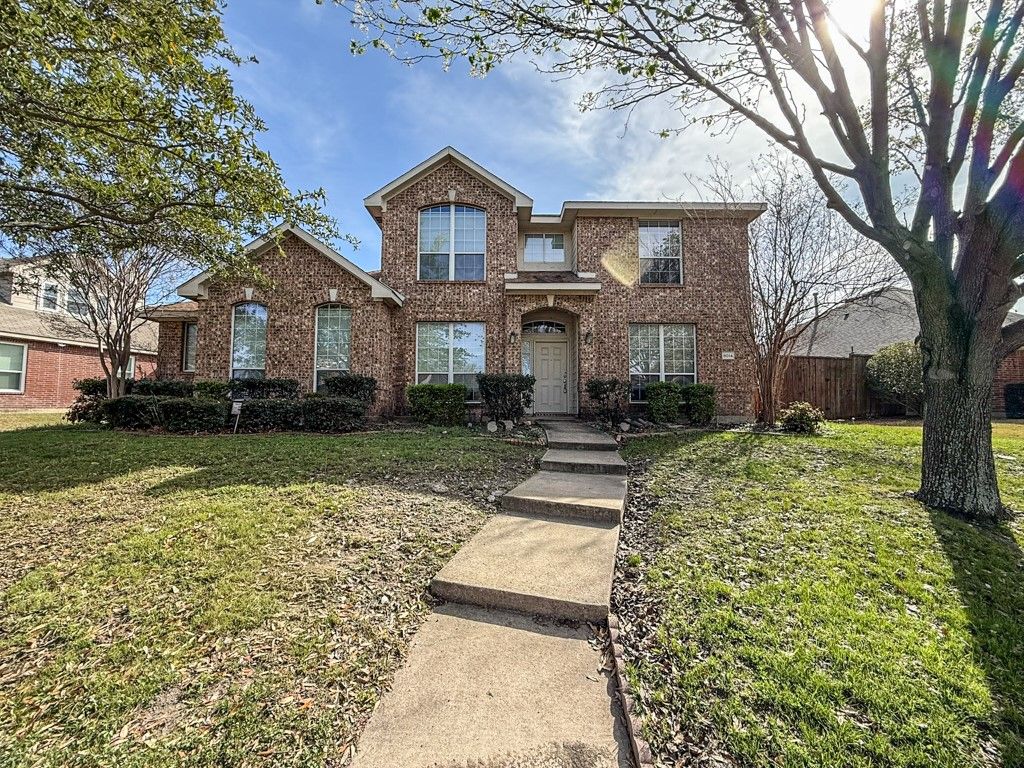 8014 Amesbury Lane, Rowlett, TX 75089
