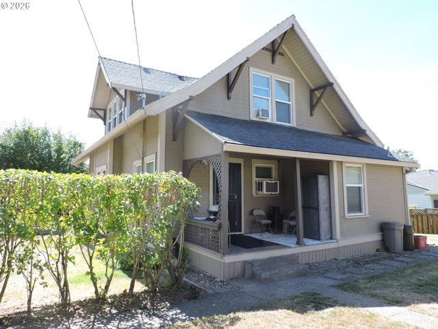 1555 21ST Pl, Forest Grove, OR 97116