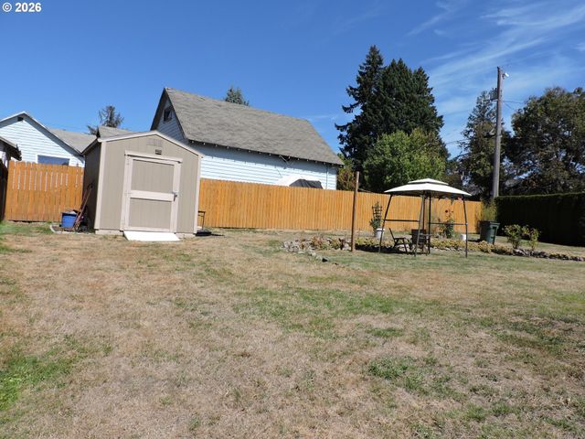 1555 21ST Pl, Forest Grove, OR 97116
