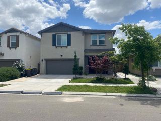 1878 Plumas Drive, Lathrop, CA 95330