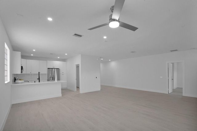905 Fieldstone Way, West Palm Beach, FL 33413