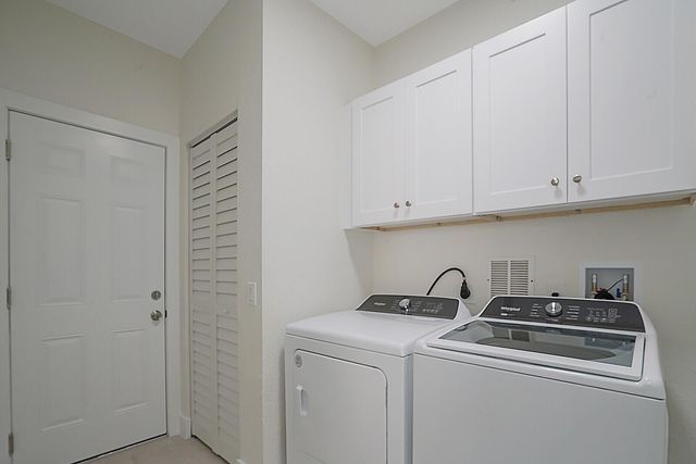 905 Fieldstone Way, West Palm Beach, FL 33413