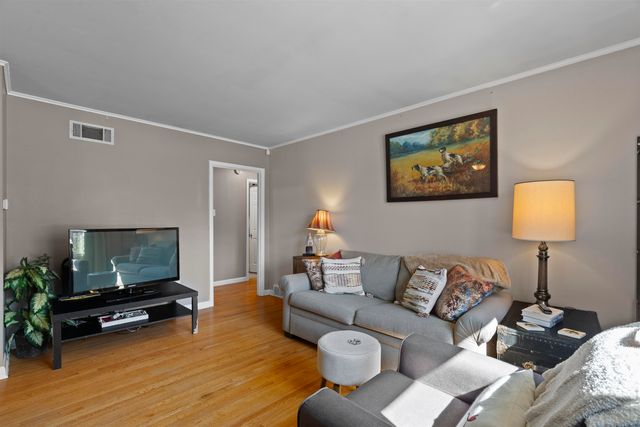 5098 SEA ISLE RD, Memphis, TN 38117