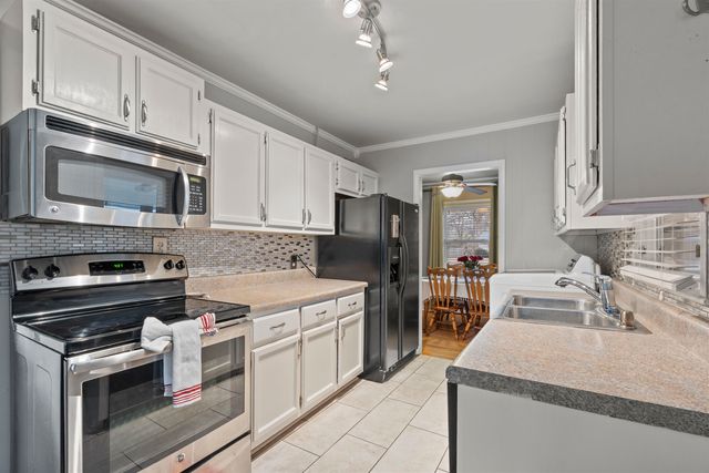 5098 SEA ISLE RD, Memphis, TN 38117