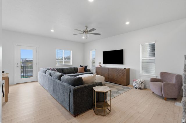 519 E 720 N, Salem, UT 84653