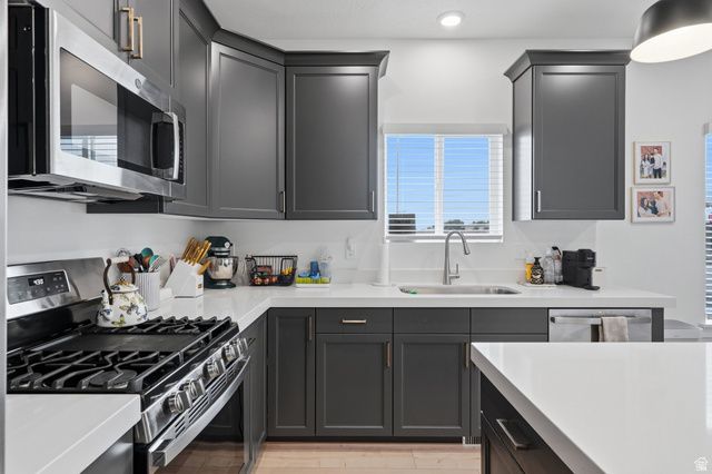 519 E 720 N, Salem, UT 84653