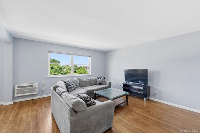 59-17 Kissena Boulevard, Flushing, NY 11355