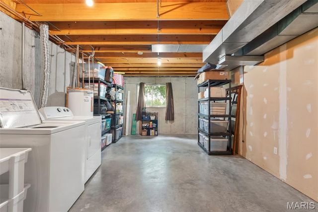 1 Buckingham Drive, Washington, MO 63090