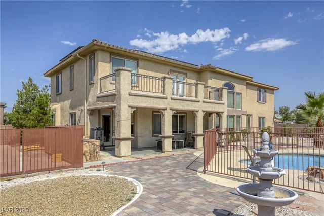 7516 Via Fiorentino Street, Las Vegas, NV 89131