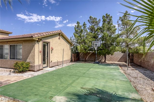 7516 Via Fiorentino Street, Las Vegas, NV 89131