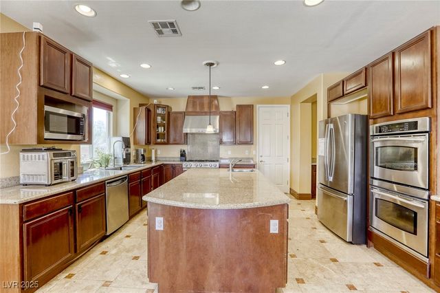7516 Via Fiorentino Street, Las Vegas, NV 89131
