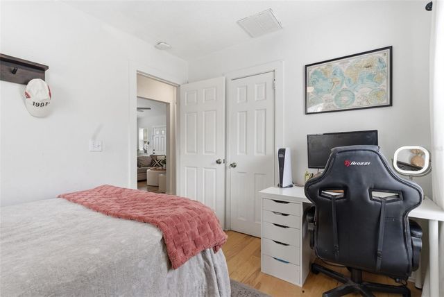 110 W CAYUGA STREET, Tampa, FL 33603