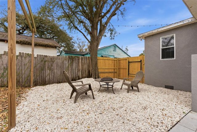 110 W CAYUGA STREET, Tampa, FL 33603