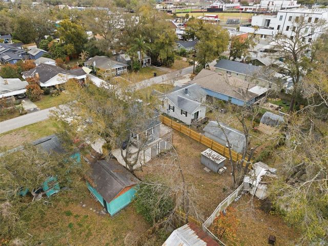 110 W CAYUGA STREET, Tampa, FL 33603