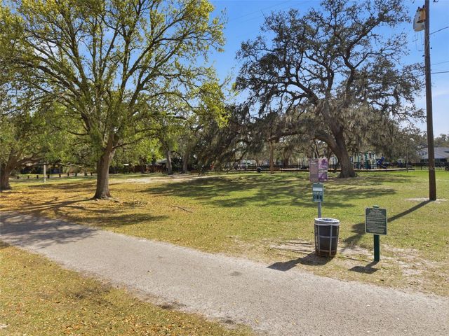 110 W CAYUGA STREET, Tampa, FL 33603