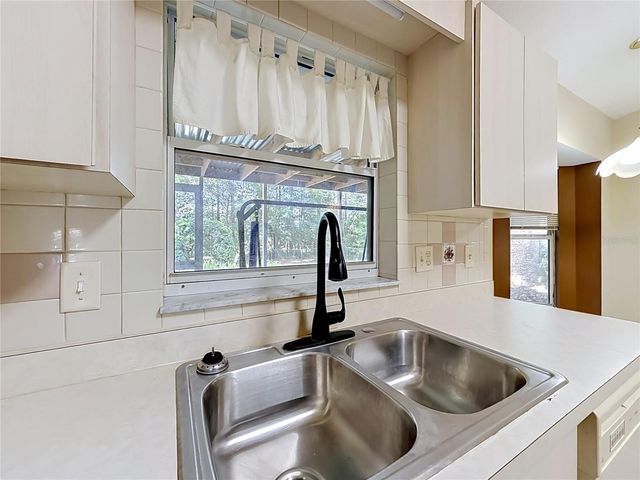 4608 NW 30TH PLACE, Ocala, FL 34482