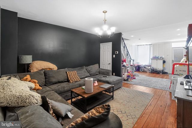 4739 SMICK ST, Philadelphia, PA 19127