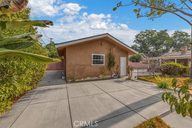 2183 Sinclair, Pomona, CA 91767