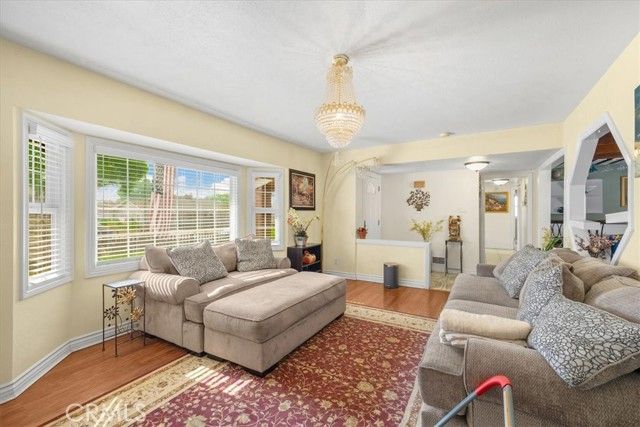 2183 Sinclair, Pomona, CA 91767