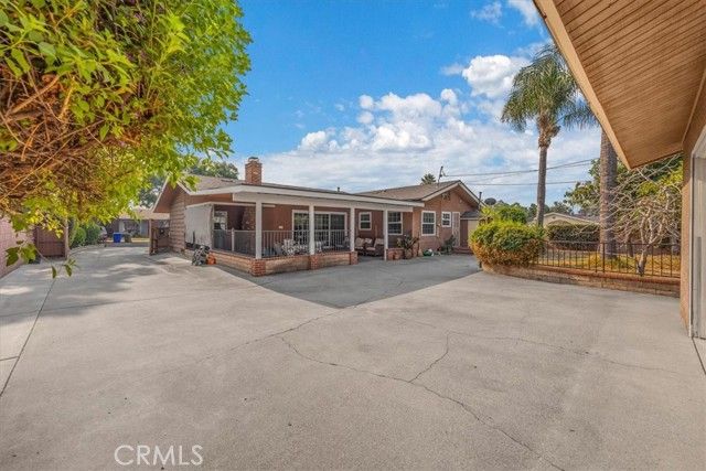 2183 Sinclair, Pomona, CA 91767